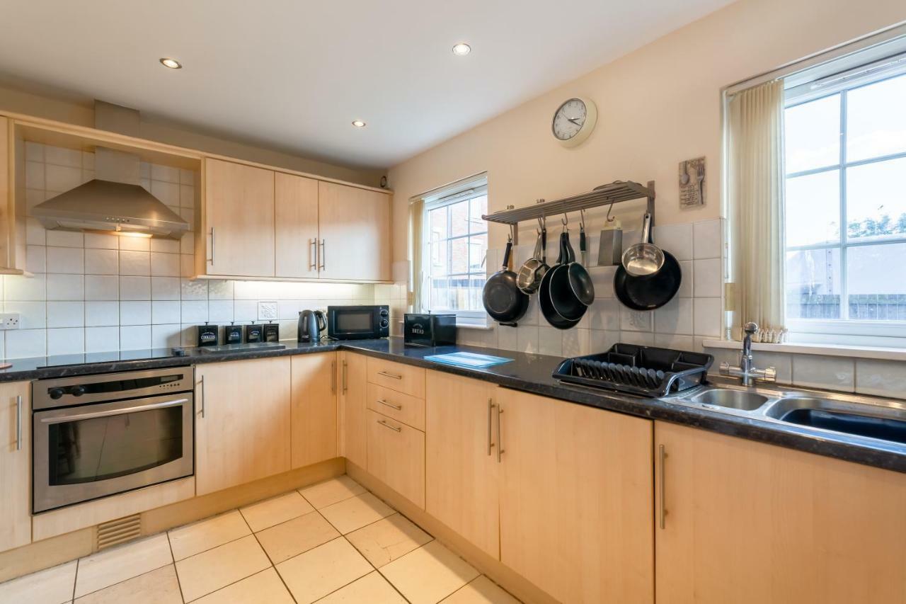 Newcastle City Centre Spacious Town House Free Parking And Wifi Ngoại thất bức ảnh